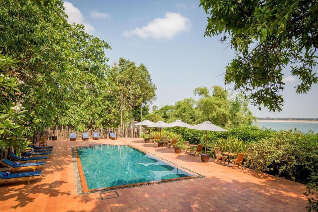 Le Relais De Chhlong Kratié Exterior foto