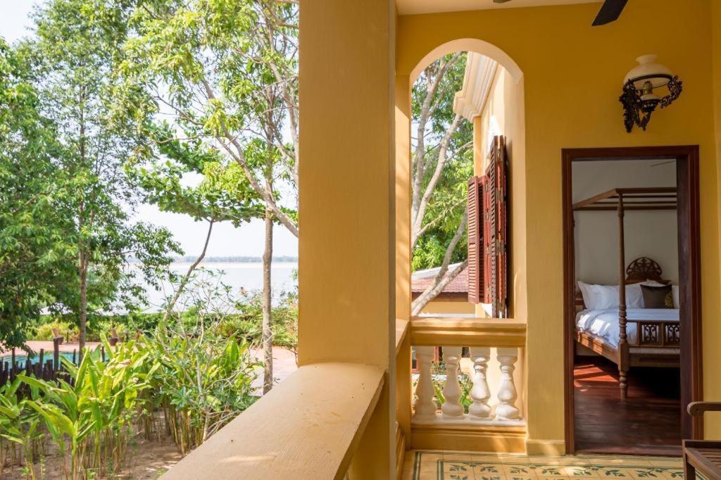 Le Relais De Chhlong Kratié Exterior foto